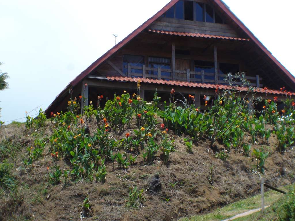 Poas House